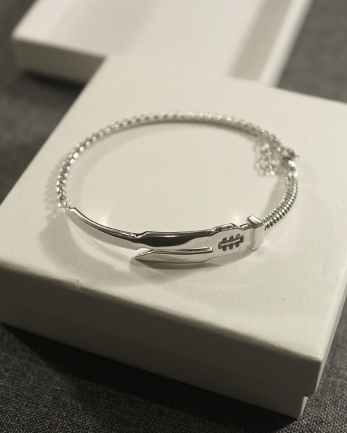 Inverted Spear of Heaven Promise Cuff
