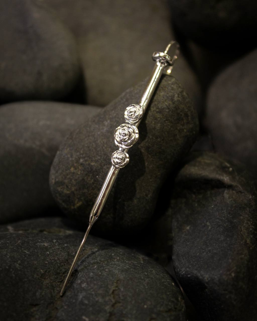 Cursed Roses Ear Dagger
